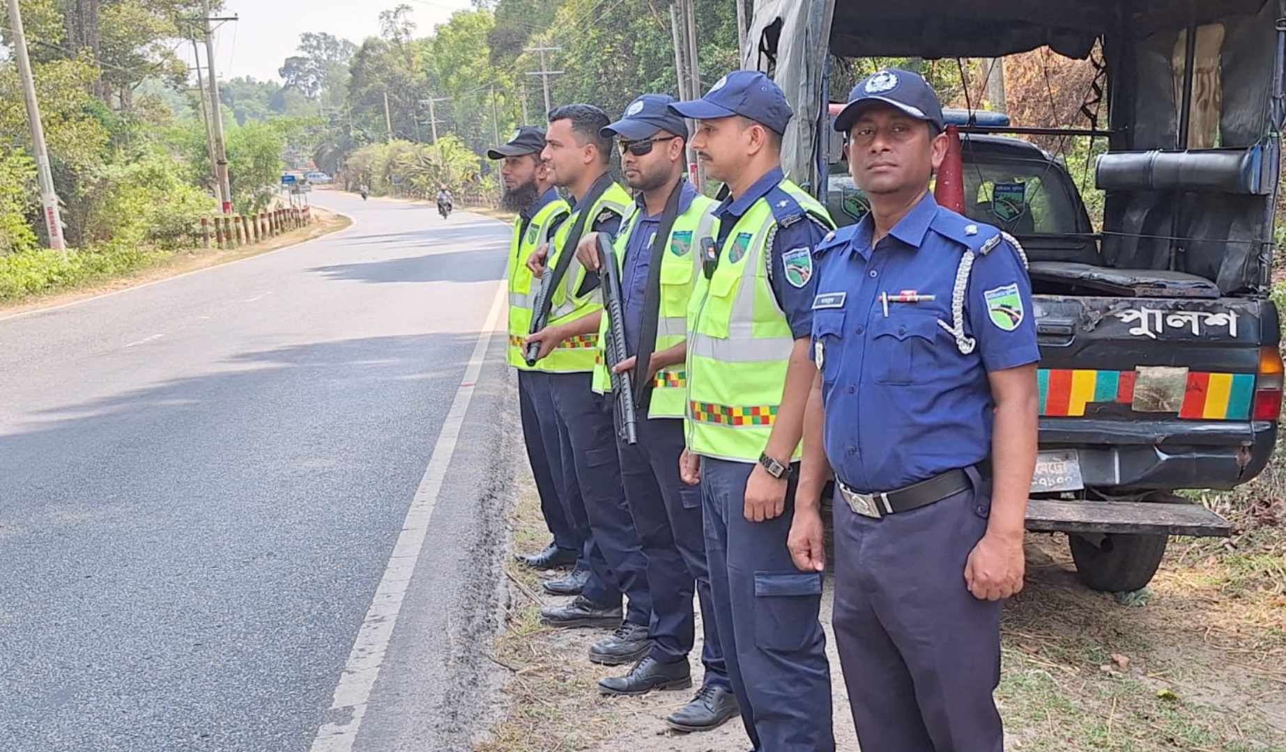 ঈদ যাত্রা নির্বিঘ্ন করতে চিরিংগা হাইওয়ে পুলিশ তৎপর